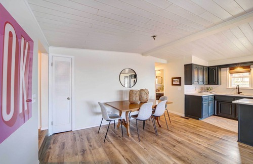 Locust Grove Cabin | Lake Hudson Home w/Patio in Locust Grove
