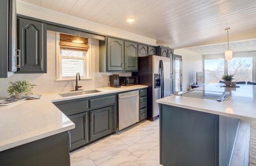 Locust Grove House | Lake Hudson Home with Patio in Locust Grove