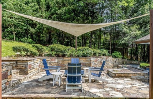 Landrum House | Lake Lanier Retreat – Renovated Luxury + Lake Access & Sunset Views