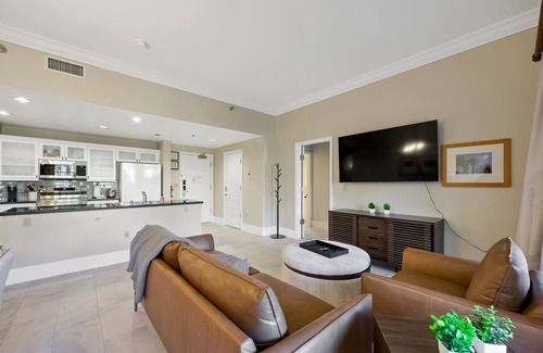 Lake Las Vegas Condo | Lake Las Vegas Retreat: Elegant Comfort Awaits