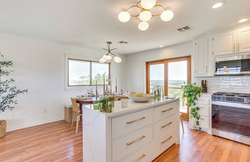 Medicine Park House | Lake Lawtonka View: Mountaintop Medicine Park Home