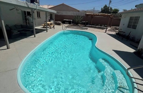 Lake Havasu City House | Lake Life at it's finest!nnSharennSave
