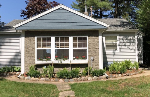 Wild Rose Cottage | Lake magic and cozy combined in Wisconsin woods. Something for everyone!