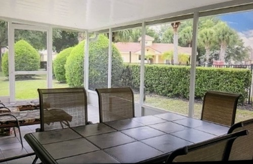 Fedhaven House | Lake Marion villa 22 miles to Disney, 12 miles to Legoland 3/2 villa sleeps 6