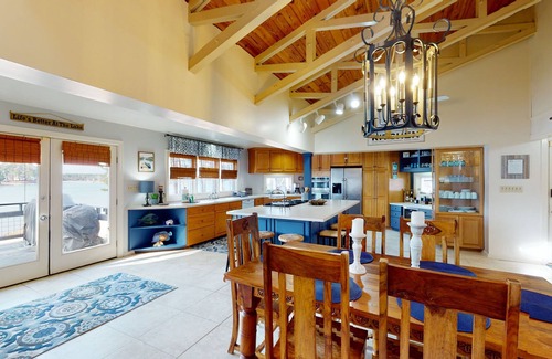 Little Kowaliga House | Lake Martin Oasis on Nero's Point, sleeps 15!