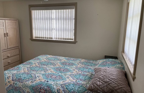 Taylor Creek House | Lake Okeechobee rental on canal with dock, boat ramp & pool