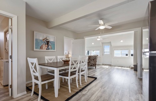 Hamlin County House | Lake Poinsett Cottage at Stone Bridge