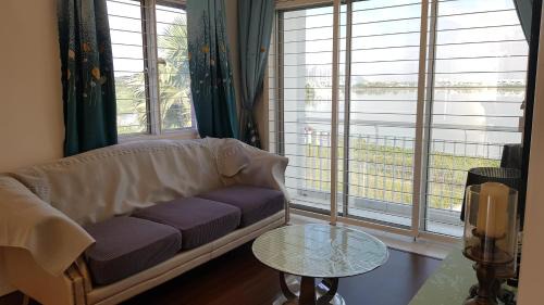 Puchong House | Lake Residence No73 - Classic Style, Cozy & Best Photography