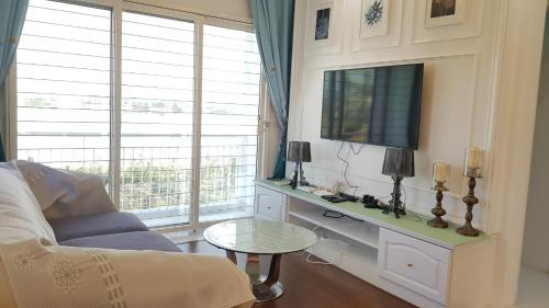 Puchong House | Lake Residence No73 - Classic Style, Cozy & Best Photography