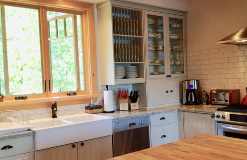 Rosseau Cottage | Lake Rosseau Timber Frame on Morgan Bay; Gorgeous Views, Crystal Clear Water