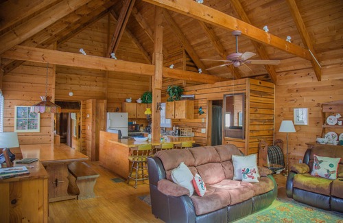 Lake Sequoyah House | Lake Sequoyah Cottage - Lakeside w/Private Dock & Hot Tub