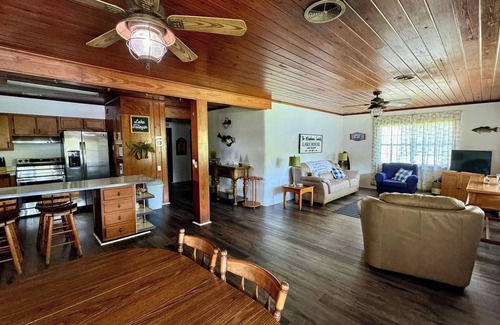 Telogia House | Lake Talquin Fisherman's Paradise