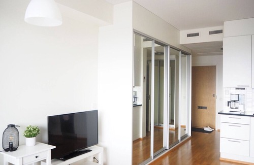 Tampere Apartment | Lake View 7th Floor Studio next to Downtown