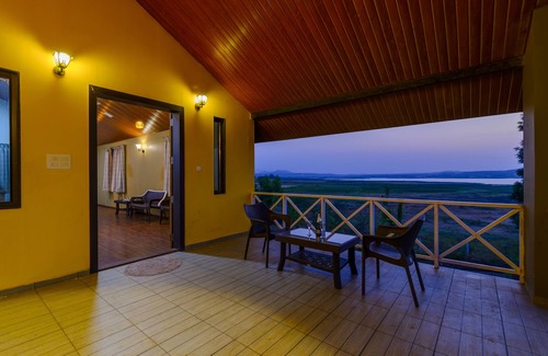 Nashik Villa | Lake View Holiday Villa 3 Bed RM nr Sula wine yard