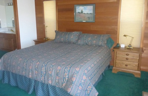 Crystal Bay House | Lake view home ideal for family memories & all outdoor activities!