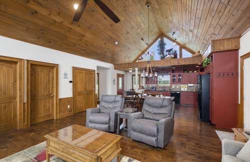 Shell Knob House | Lake view house with expansive views, fireplace, walk in showers, Ember mugs.