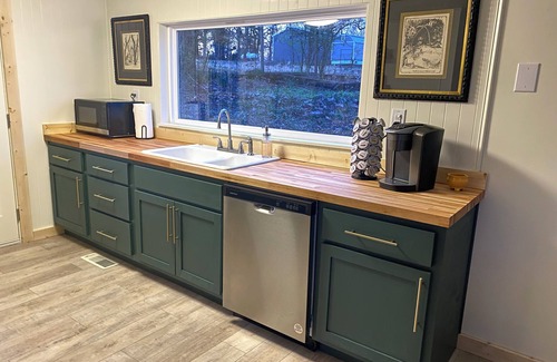 Disney Cottage | Lake view in Disney! Ride to trails; 1/2 mile to boat ramp. New remodel!