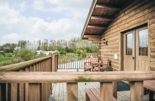 Old Leake Cottage | Lake View Lodges - 25073