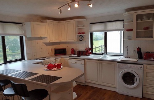 Liskeard Villa | Lake View Villa - Rosecraddoc Manor