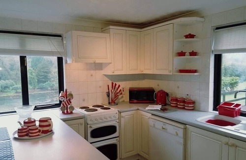 Liskeard Villa | Lake View Villa - Rosecraddoc Manor