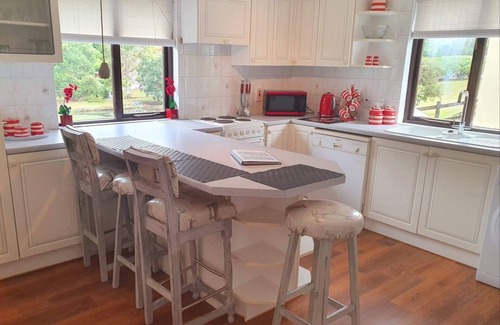 Liskeard Villa | Lake View Villa - Rosecraddoc Manor