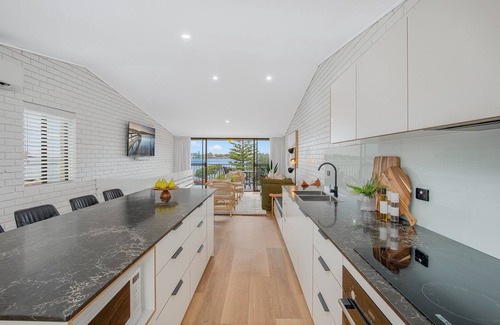 Merimbula Apartment | Lake Views at Penguin Mews