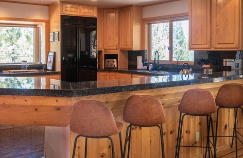 Meeks Bay House | Lake Views - Walking Distance to Beach - West Shore Chalet