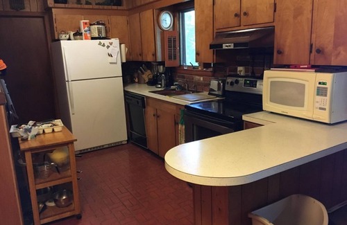Lakeville House | Lake Wallenpaupack Boulder Point Lakefront Cabin with Private Boat Dock