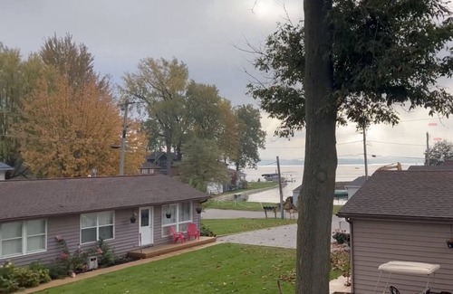 Enchanted Hills Condo | Lake Wawasee 2 Bedroom Condo on Channel . NO SHOES, NO SHIRT, NO PROBLEMS !