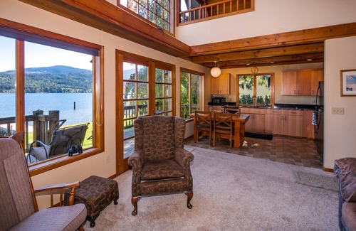 Sudden Valley House | Lake Whatcom Beach Resort