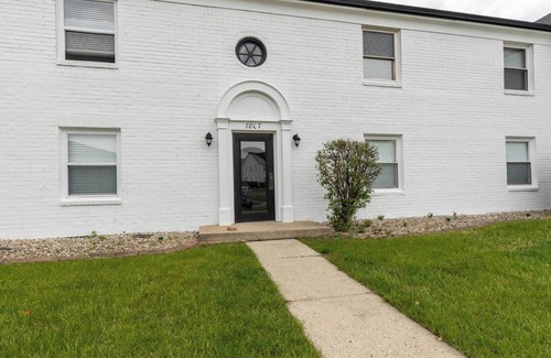 Indianapolis Apartment | LakeCastleton 2BD/1BA 4