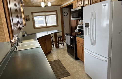 Madison Lake House | Lakefront 3-bedroom vacation home- Summer dates available