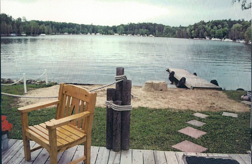 Harrison Cottage | Lakefront 3 Bedroom Cottage On Chain Of Lakes Private Sandy Beach, Pet Friendly
