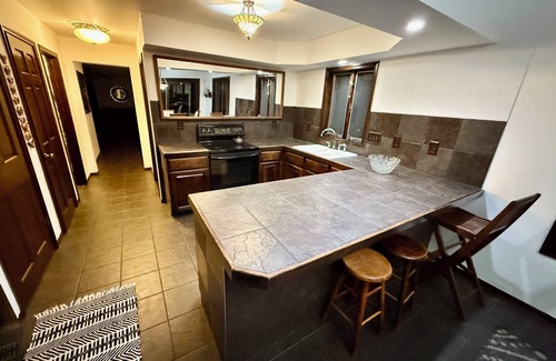 Clio House | Lakefront 5BR,3bath, private lake,nature lovers dream, Big home near Frankenmuth
