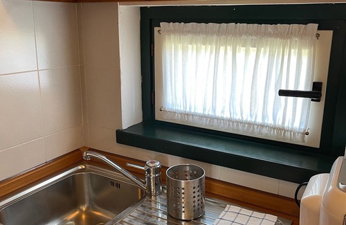Lugana Apartment | Lakefront apartment with pool and WiFi
