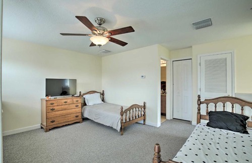Riverview Apartment | Lakefront Apt with Peaceful Balcony and Lake Views!