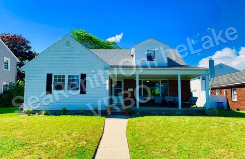 Lake Como House | LAKEFRONT Beach House - SeaRenityOnTheLake - Lake Como, NJ