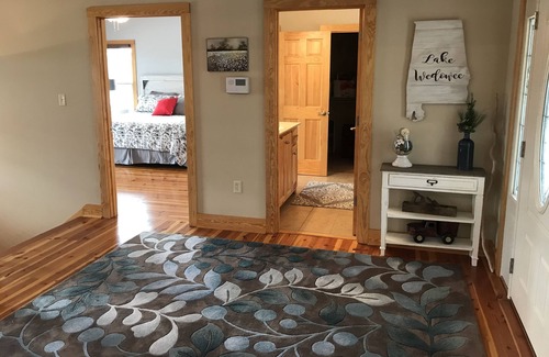 Wedowee House | Lakefront Beauty On Lake Wedowee in Deep Water
