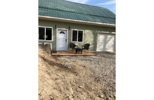 North Pole Cabin | Lakefront Cabin across from Santa Claus House!