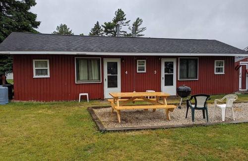 Trout Lake Cabin | Lakefront Cabin Rental Resort- Cabin 4- Fish, Sightseeing & Ride Trails