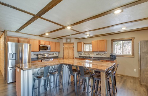 Park Rapids Cabin | Lakefront Cabin w/Boat Dock in Park Rapids