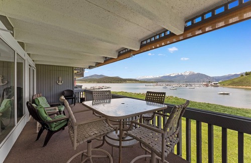 Dillon Condo | Lakefront Condo with Marina Access & Stunning Mountain Views!