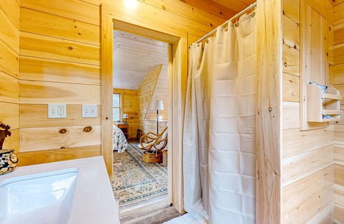 Northeast Somerset Apartment | Lakefront, dog-friendly studio with firepit and lake & mountain views