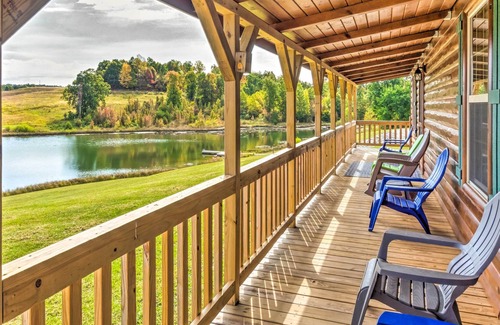 Cub Run Cabin | Lakefront Escape w/ Private Dock & On-Site Hiking!