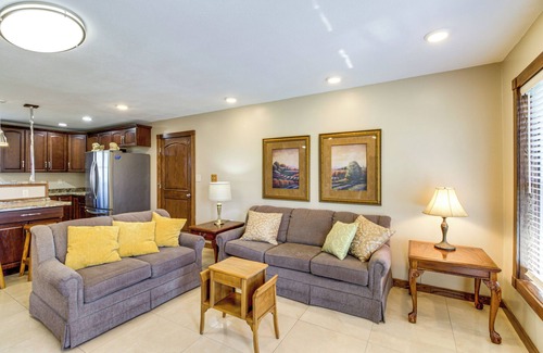 Underwood House | Lakefront Family Home w/Boat Dock in Underwood