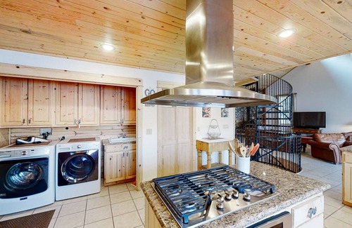 Joseph House | Lakefront family home with private dock, great lake view & deck
