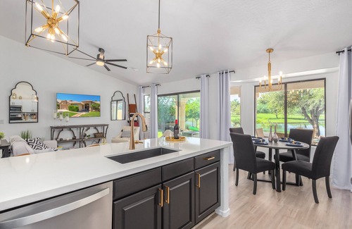 Ocotillo House | LAKEFRONT!FREE HEATED POOL,SPA. BOAT, KAYAK. EV charger. Ocotillo Chandler.