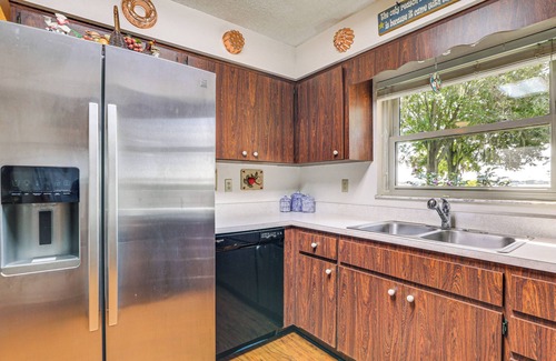 Florida South Atlantic Coast House | Lakefront Frostproof Vacation Rental w/Beach!