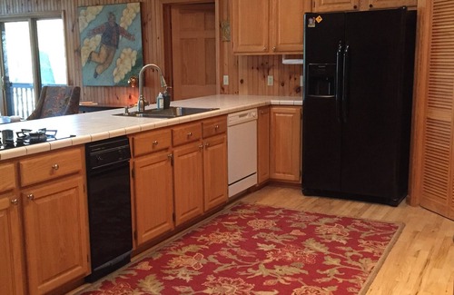 Bryson City House | Lakefront Fun Family Getaway on Fontana Lake Private Dock Pontoon and more!