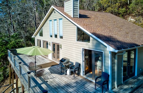 Lakemont House | Lakefront gem with deck, grill, boathouse/dock, fireplace, central AC, &WiFi